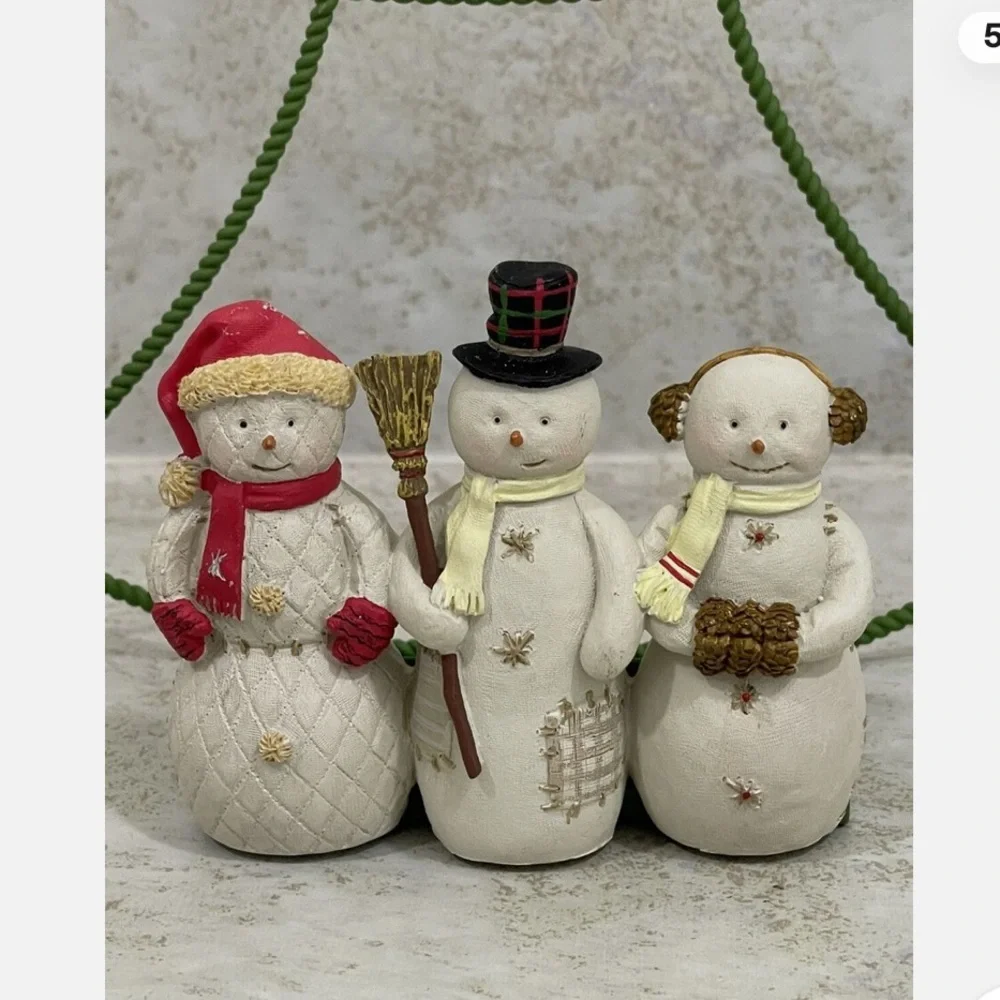 Hallmark Vintage Christmas Card Holder Festive Snowman Trio with Green Wire Tree